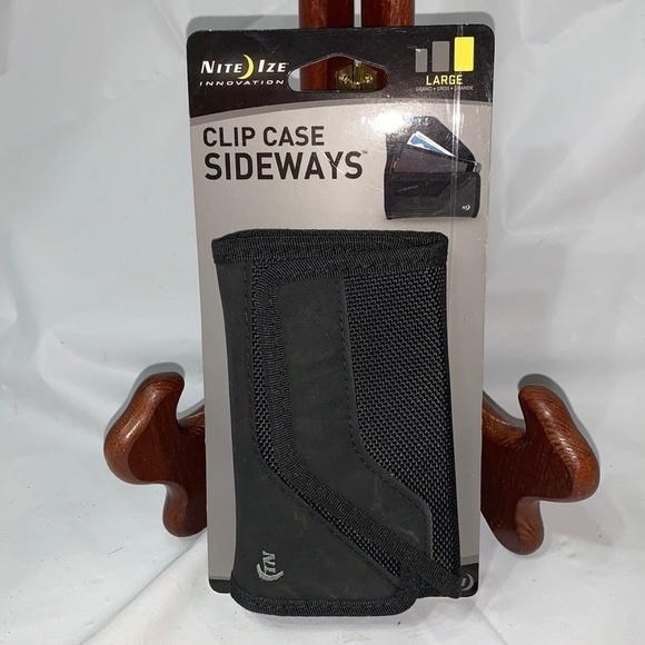 NITEIZE Sideways Large Clip Case NWT - Picture 1 of 3